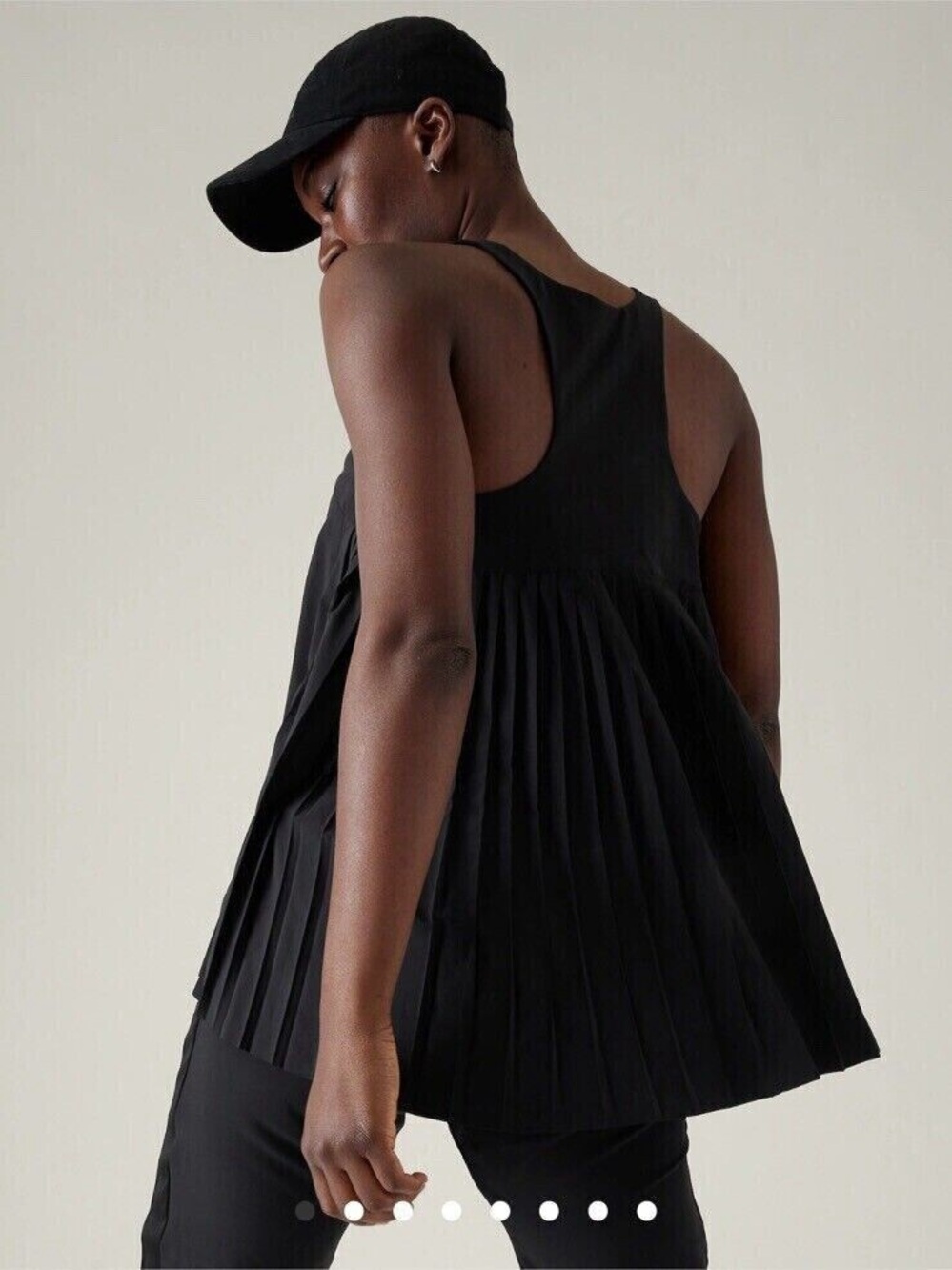 Athleta Black Pleated Swing Forward Racerback Tank Womens Size Large 1167